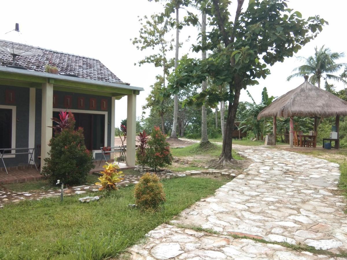 Latansa Inn Karimunjawa Εξωτερικό φωτογραφία