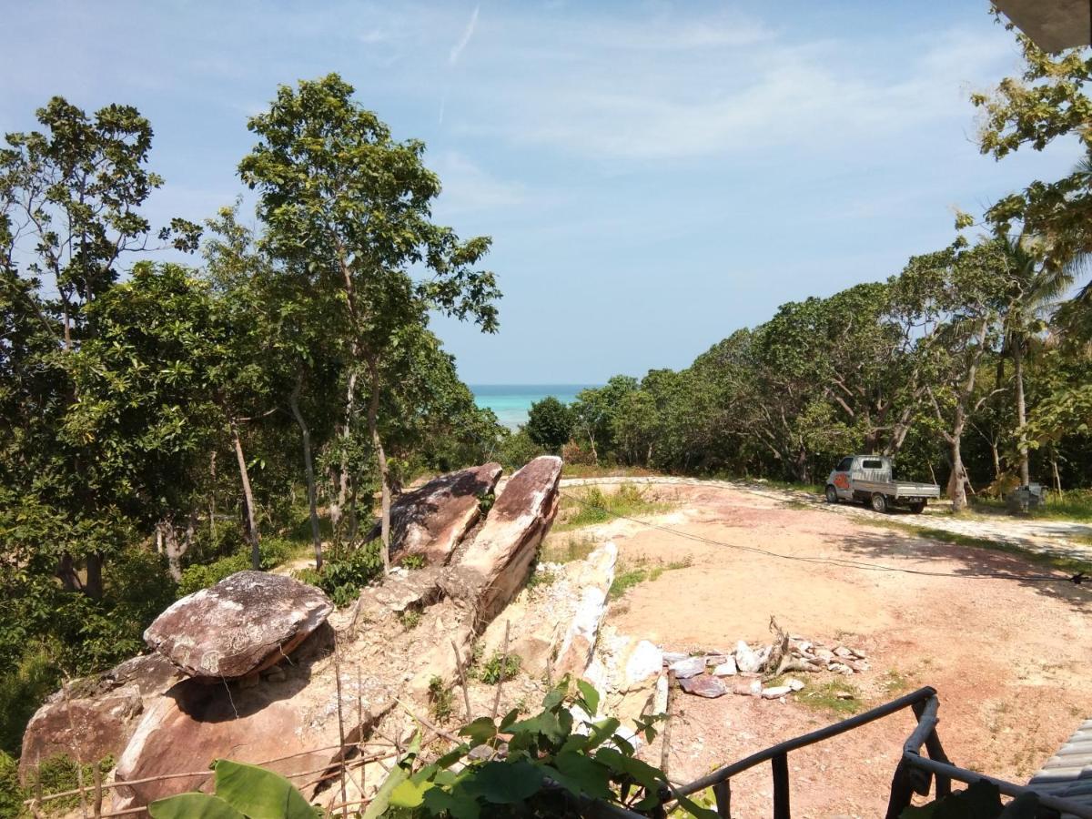Latansa Inn Karimunjawa Εξωτερικό φωτογραφία
